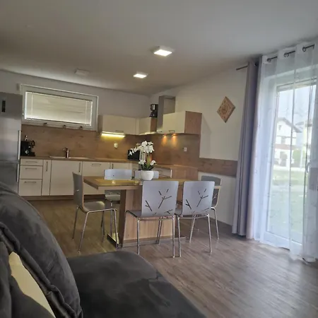 Family Моравске-Топлице